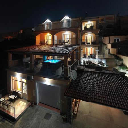 Apartments Lucia Senj 1 Dış mekan fotoğraf