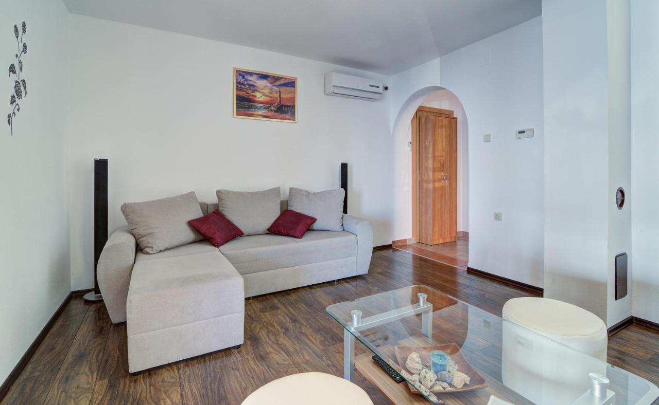 Apartments Lucia Senj 1 Dış mekan fotoğraf