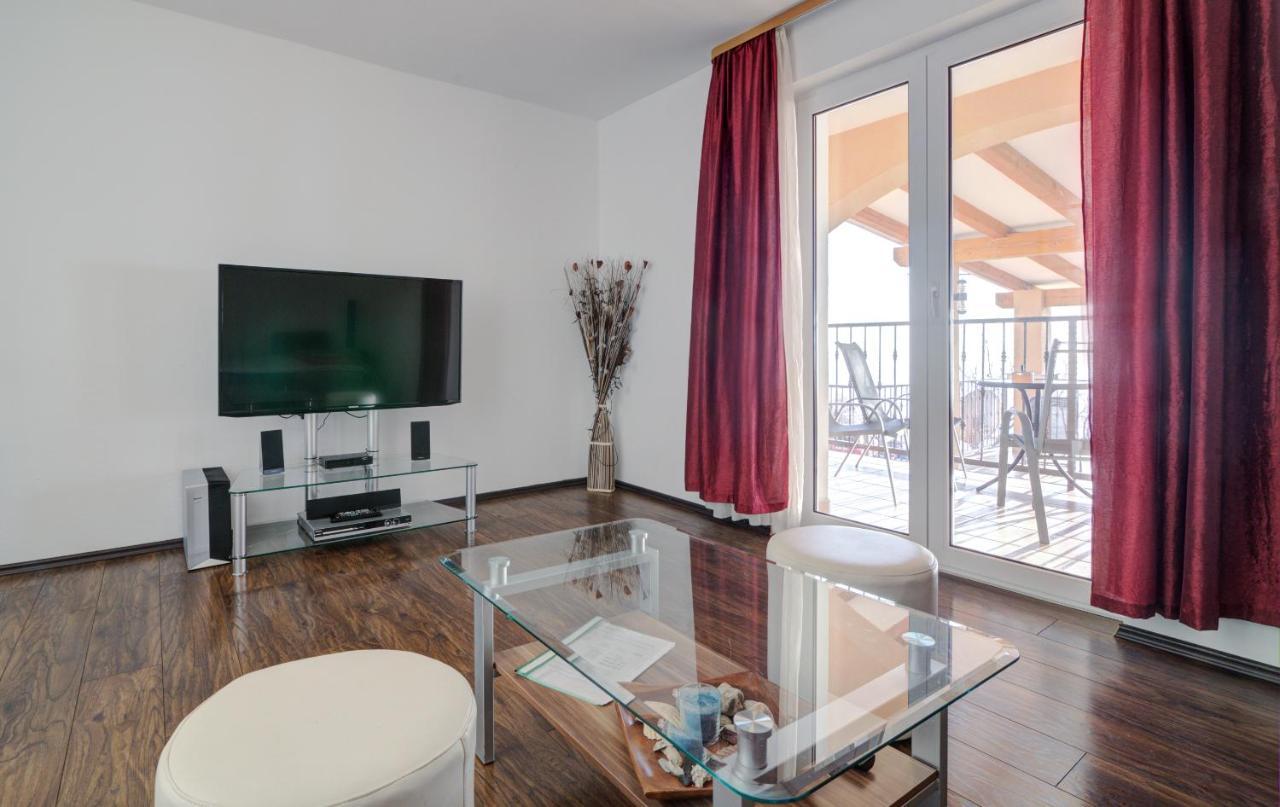 Apartments Lucia Senj 1 Dış mekan fotoğraf