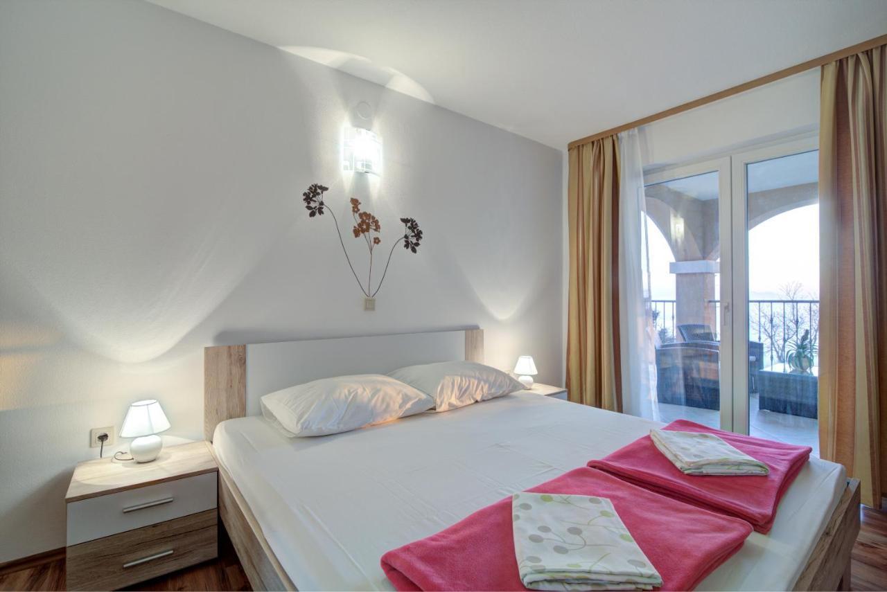 Apartments Lucia Senj 1 Dış mekan fotoğraf