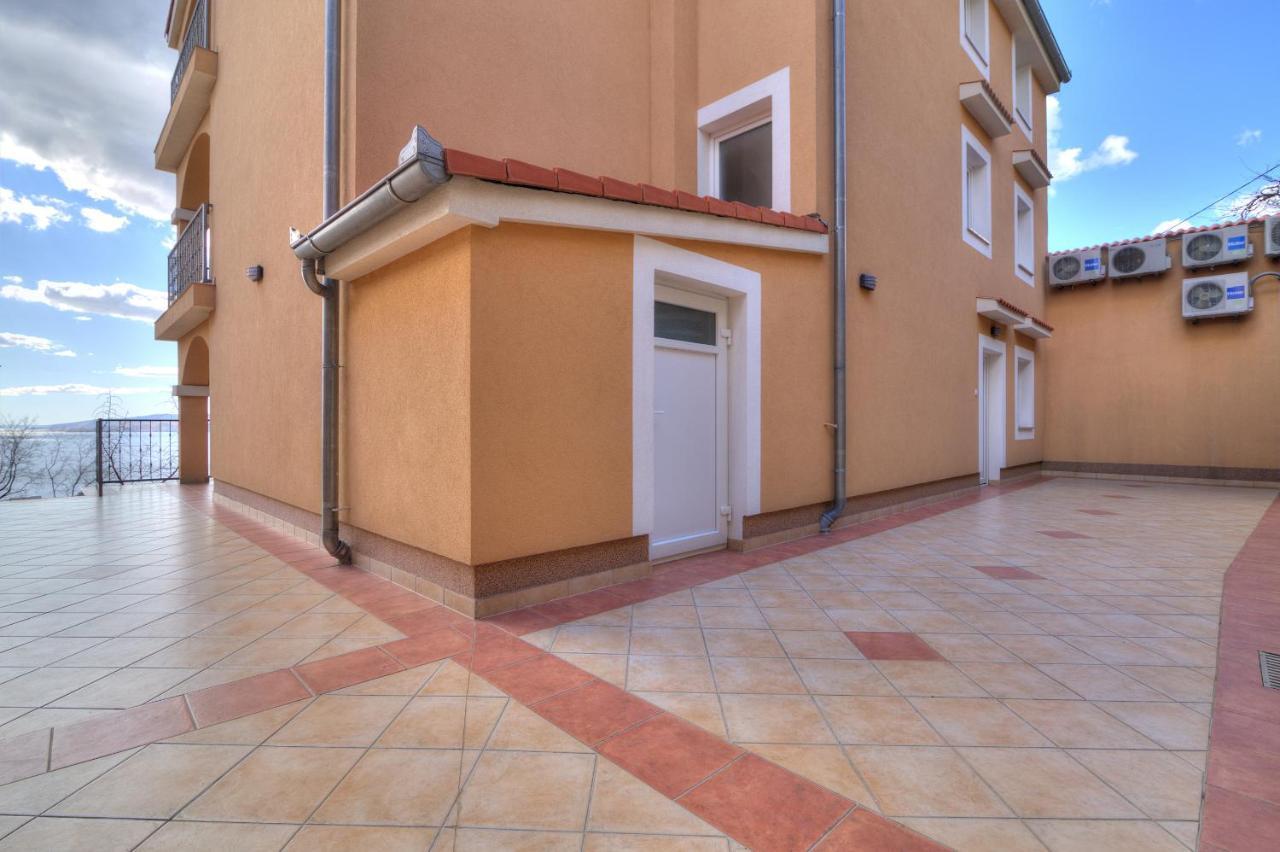 Apartments Lucia Senj 1 Dış mekan fotoğraf
