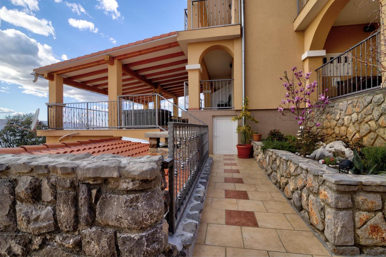 Apartments Lucia Senj 1 Dış mekan fotoğraf
